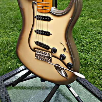 Squier CME exclusive classic vibe 70's Stratocaster - Antigua - ONLY one available online image 1