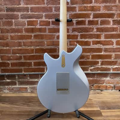 Eastman Fullertone DC'62 Ice Blue Metallic Electric Guitar with gig bag image 5