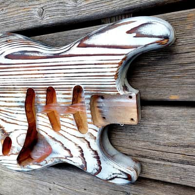 Stratocaster body, barncaster, SSS hardtail image 2