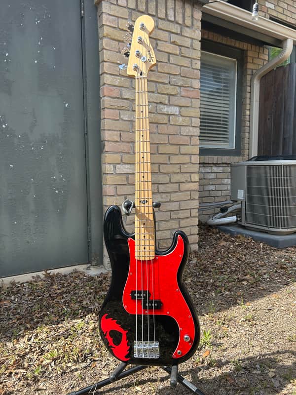 Squier Pete Wentz Signature Precision Bass | Reverb