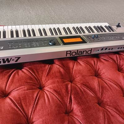Roland GW-7 61-Key Workstation Keyboard image 9