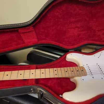Fender Stratocaster MIM Squier Series 1995 - Blonde W/CASE VG+ image 17