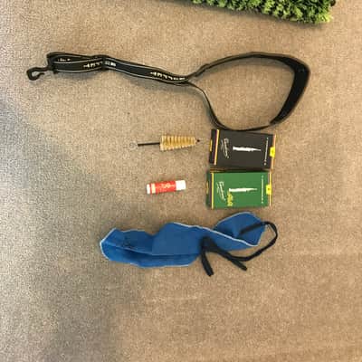 Selmer Series III Soprano Saxophone, barely used, with accessories and reeds. image 2