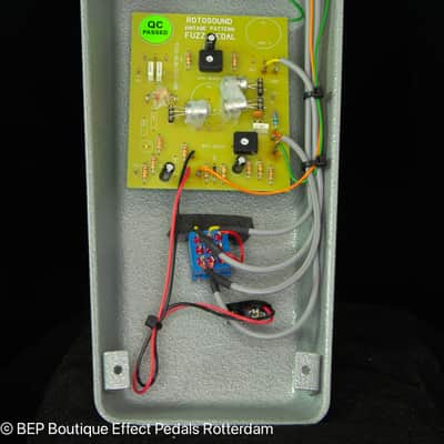 Rotosound RFB1 Fuzz Reissue nr 576 out of 2000 made in the UK image 9