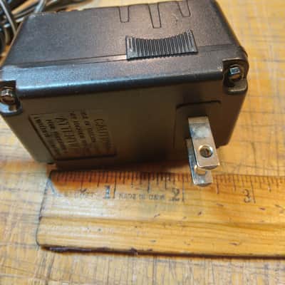120V AC 60Hz 13W Transformer Output 12 V DC 2020s Black image 4
