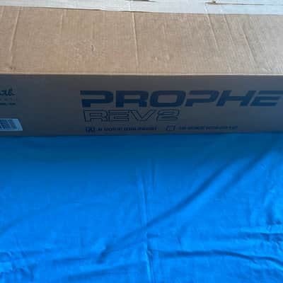 Dave Smith Instruments Prophet Rev 2 8 Voice Sequential image 15