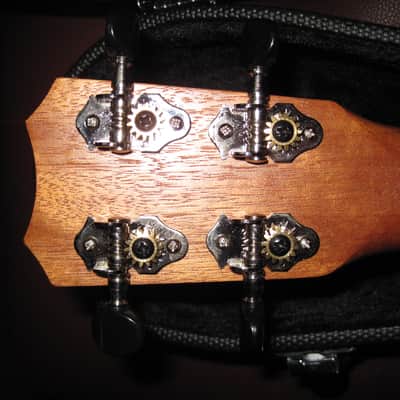 Islander Ukulele MS-4 Soprano Ukulele /w/ Hard Case Never Played image 5