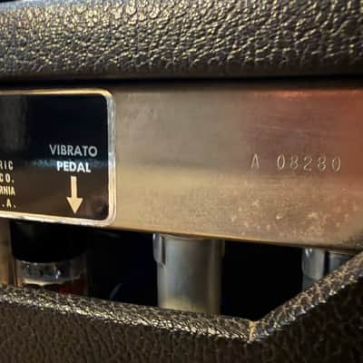 Fender Vibro Champ 6-Watt 1x8" Guitar Combo 1965 - Black Panel - MINT w/ Original and Upgraded Speaker image 3