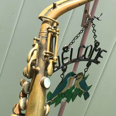 SUMMER DEAL MARTIN 1921 CURVED SOPRANO SAXOPHONE WITH ORIGINAL CASE SAX BUILT LIKE A TANK NEEDS OVERHAUL MECHNICALLY SOUND A CLASSICVINTAGE SOPRANO image 5