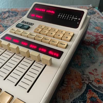Lexicon 300L Digital Effects System - LARC Remote Included - Immaculate Condition image 9