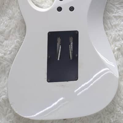 Ibanez RG6001 Electric Guitar w/ Peavey Hardshell Case – Good Used Condition image 3