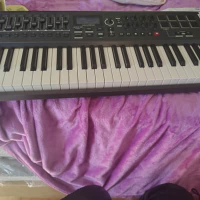 Novation Impulse 49 MIDI Keyboard Controller 2011 - Present - Gray image 3