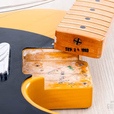 1993 Fender American Vintage '52 Telecaster Butterscotch, Near-Mint w/ Tweed Case, COA image 16