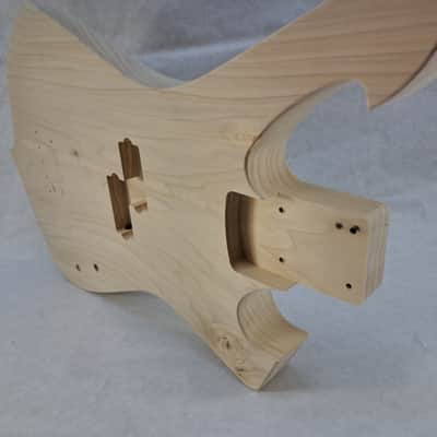 Unfinished Poplar Fireman P bass guitar body - fits fender necks J2429 image 7