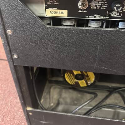 Fender '65 Twin Reverb Reissue 85-Watt 2x12" Guitar Combo 1991 - Present - Black image 11