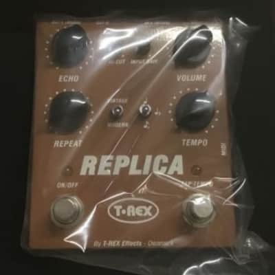 T-Rex Replica Stereo Delay Pedal with Tap Tempo