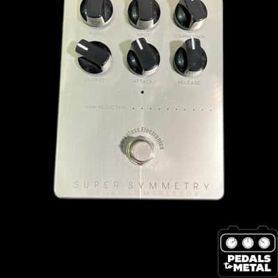 Darkglass Electronics Super Symmetry Compressor - X21148 image 2