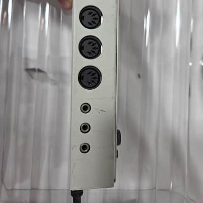 Roland MCB1 MIDI Connector image 4