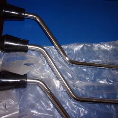 Gretsch  Lot of 3 Floor Tom Legs 21.5" Heavy Duty Chrome with rubber feet  new in bag image 3