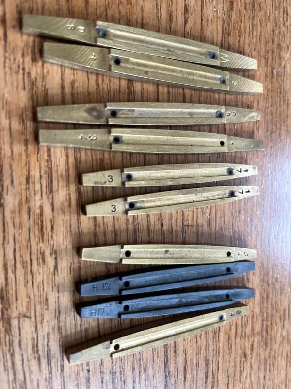 Reeds n’stuff/ Hörtnagel Different 2000 plus minus image 1
