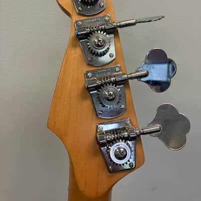 Fender Urge 1993 - Black image 10