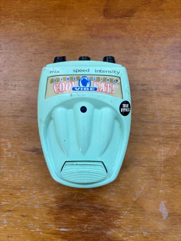 Danelectro Cool Cat Vibe