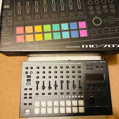 Roland MC-707 Groovebox 2019 - Present - Black image 3