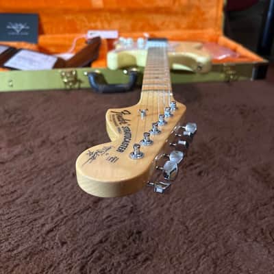 Fender Yngwie Malmsteen Artist Series Signature Stratocaster with Maple Fretboard 2007 - Present - Custom Shop - 1 of 2- Vintage White image 6