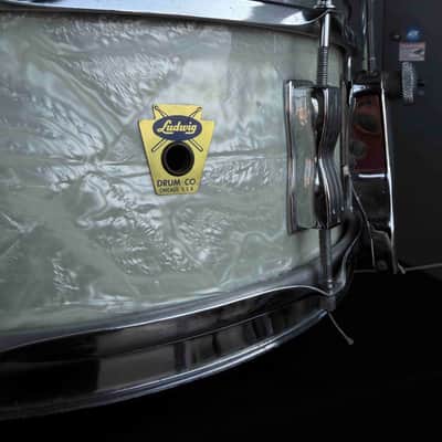 Early 60's Vintage Ludwig Super Classic 5.5x14 Transition Badge Snare Drum in White Marine Pearl (Rm 4) image 2