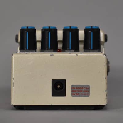 Boss DD-3 Digital Delay Effect Pedal White Taiwan image 4