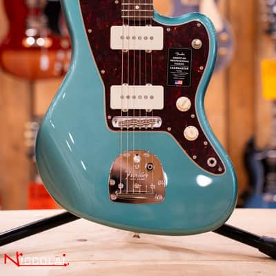 Immagine Fender American Professional Classic Jazzmaster, Rosewood Fingerboard, Faded Sherwood Green Metallic - 2