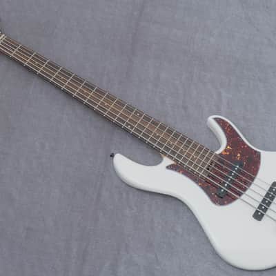 【new】Element / The Element Bass Custom 5st White Passive 3.860kg #238【GIB Hyogo】【price included SHIPPING & IMPORT TAX & VAT】 image 2