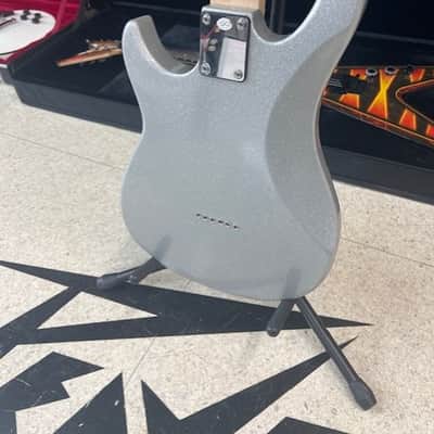 Peavey Rockmaster Electric Guitar image 4