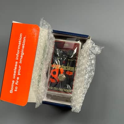 Electro-Harmonix Satisfaction Fuzz 2014 - Present - Blue / Red image 8