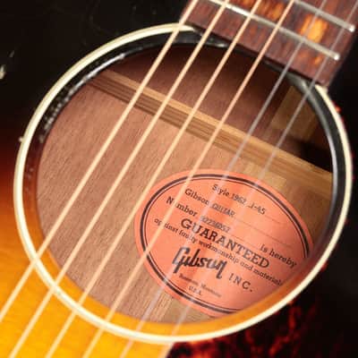 Gibson Limited 1962 J-45 VS (Vintage Sunburst) Gibson Acoustic Guitar [92236057] (01/20) image 3