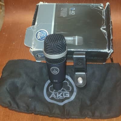 AKG D40 dynamic mic + H440 Drum rim mount used only few hours in home..Mint image 1