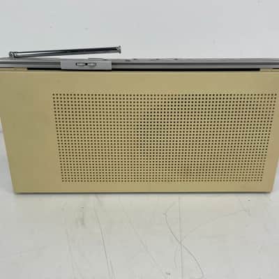 Bang & Olufsen - Beolit 700 - Portable Radio image 7