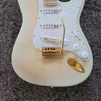 Fender Ritchie Kotzen Stratocaster 2025 - Blonde burst image 1
