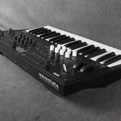 Korg Wavestate Mk1 Wave Sequencing Synthesizer - 2nd Hand image 6