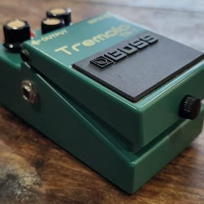 Boss TR-2 Tremolo Pedal Silver Label 2000s Taiwan image 1