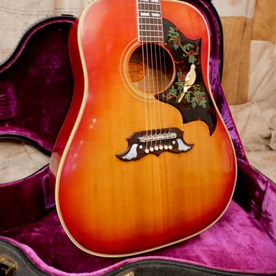 Gibson Dove 1965 - Sunburst image 4