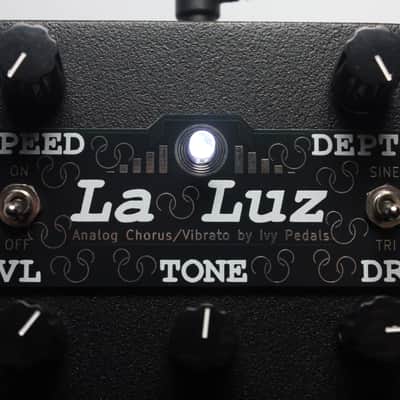 Ivy Pedals La Luz 2025 - All-Black + always-on LFO LED image 1