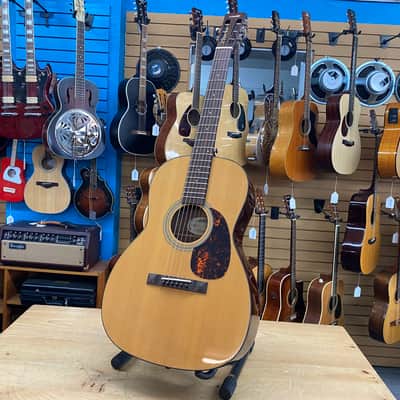 Wechter TO-8418 OOO Acoustic Guitar w/ Hard Shell Case image 2