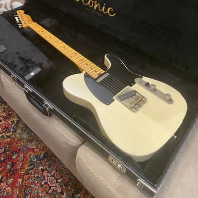 ICONIC Telecaster - Blonde image 1