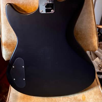 First Act ME437 2010 - Flat Black image 6