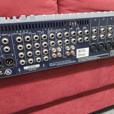 Yamaha MG32/14FX 32 Channel Mixing Console - Blue image 13