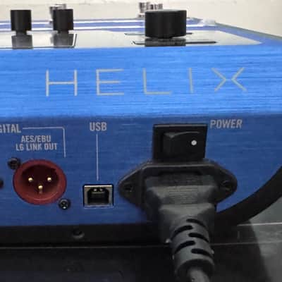 Line 6 Helix Floor - Limited Edition - Lightning Blue image 8