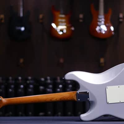 SUHR CLASSIC S VINTAGE LIMITED EDITION FIREMIST SILVER image 2