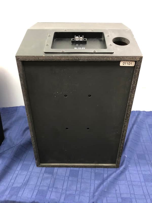 エレクトロボイス Electro-Voice SL10-2V [2ウェイシネマサラウンド･スピーカシステム ２本セット] Electro-Voice EV SL10-2V Two-Way Slant Cinema Surround Speaker