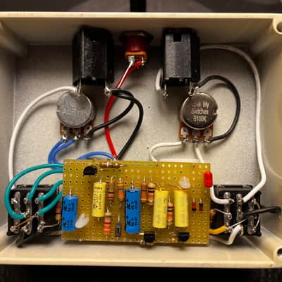 King Pomelo UPDOG Fuzz & Octave Fuzz 2026 - Cream image 2